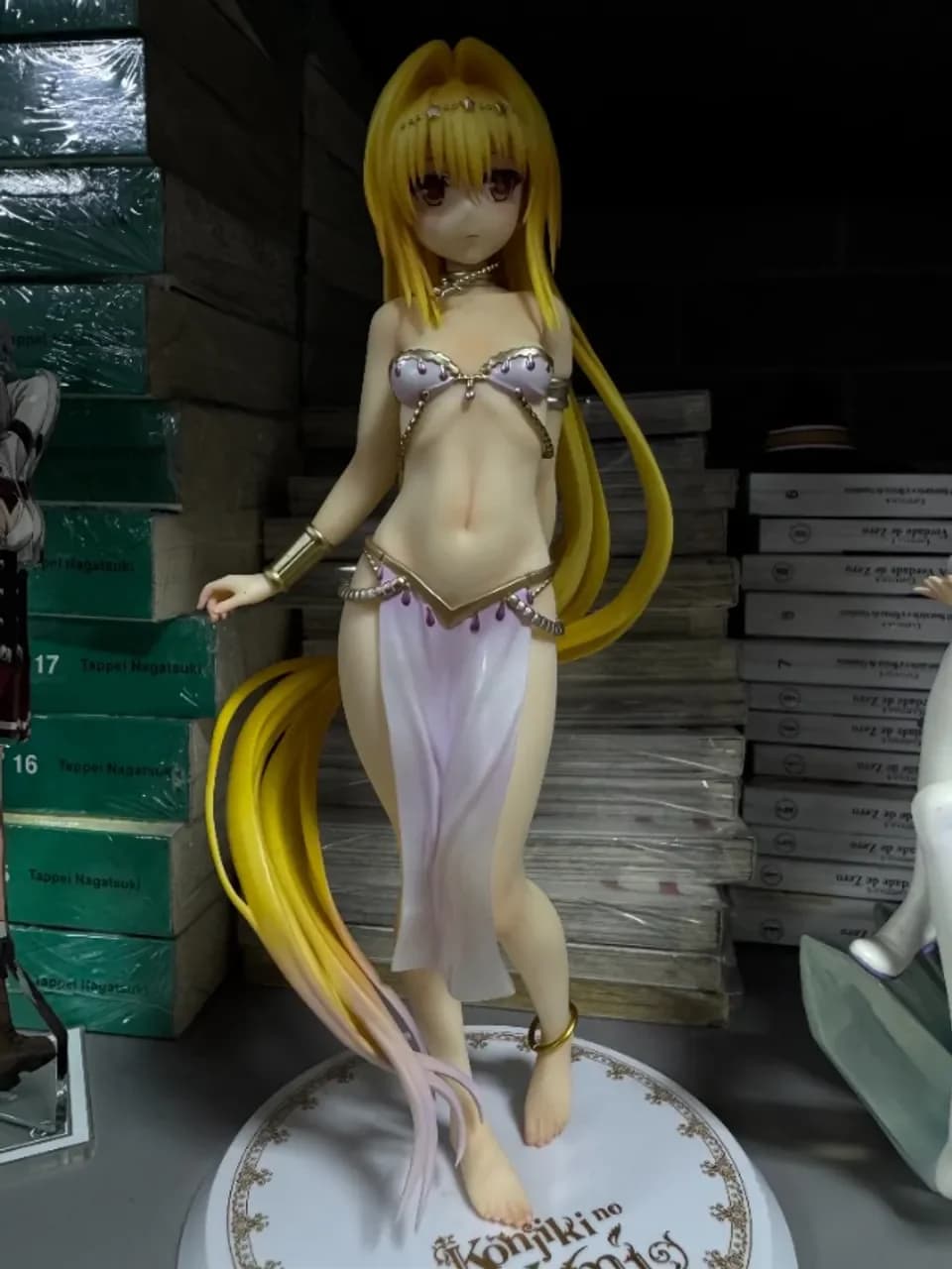 Figure To LOVEru Darkness - Konjiki no Yami - 1/7 (Amakuni, Hobby Japan)