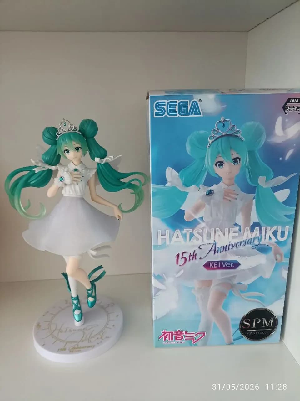 Figure Original e Lacrada Hatsune Miku 15th anniversary (Super Premium) - Sega